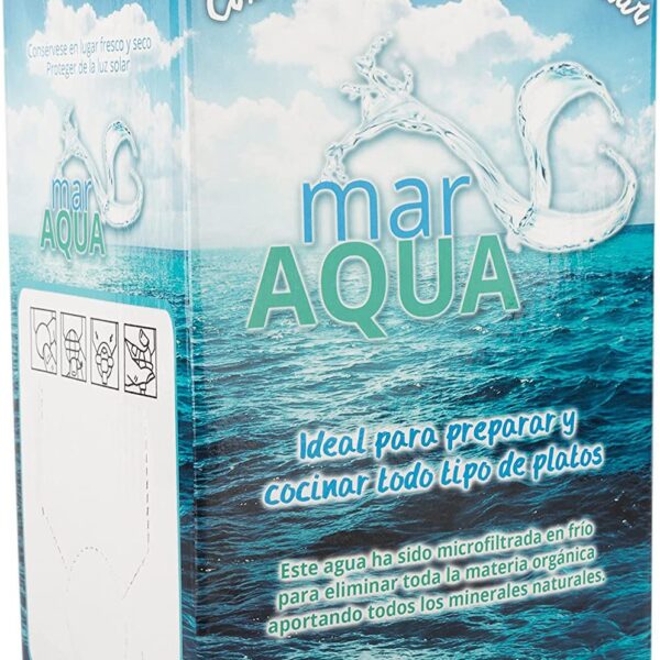 El agua de mar o agua salada es una disolución hecha o basada en agua que compone los océanos y mares de la Tierra. Es salada por la concentración de sales minerales disueltas que contiene, un 3.5 %; es decir, en cada litro de agua (1000 gramos) hay 35 gramos de sales disueltas como media.1​ La densidad media en superficie es de 1.025 g/ml, siendo más densa que el agua dulce y el agua pura.